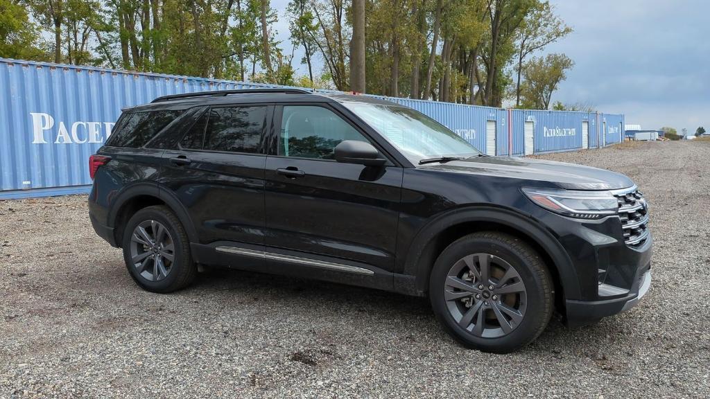 new 2025 Ford Explorer car, priced at $44,062