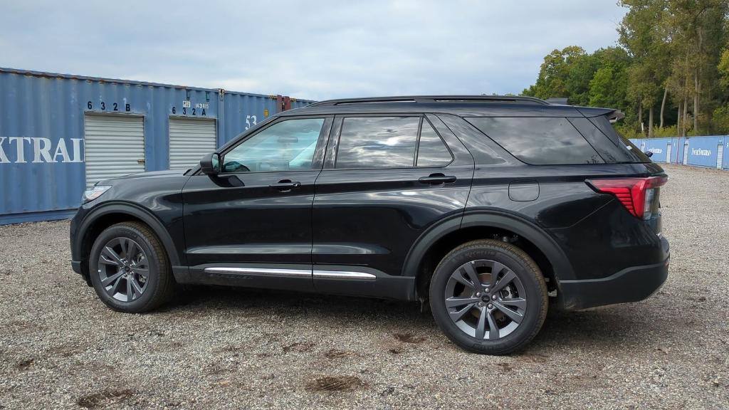 new 2025 Ford Explorer car, priced at $44,062