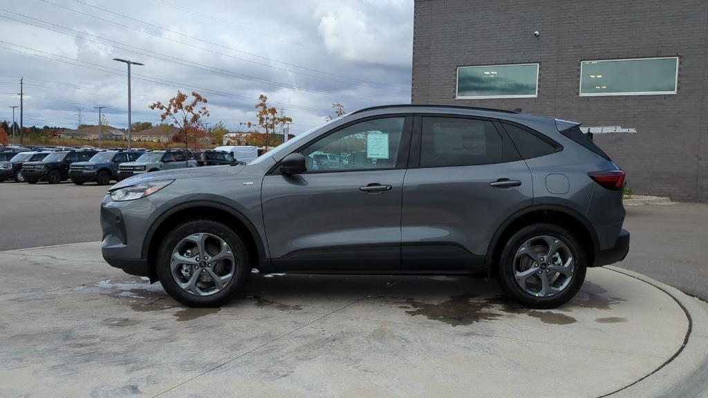 new 2025 Ford Escape car, priced at $31,060