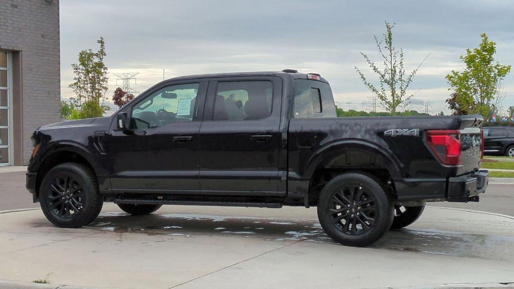 new 2024 Ford F-150 car, priced at $52,390