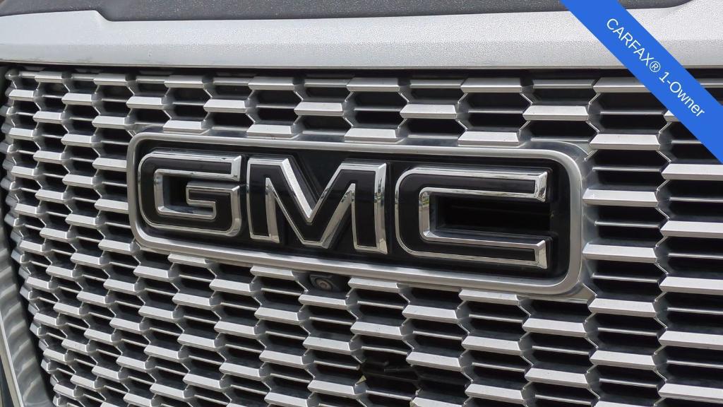 used 2022 GMC Yukon car, priced at $53,995