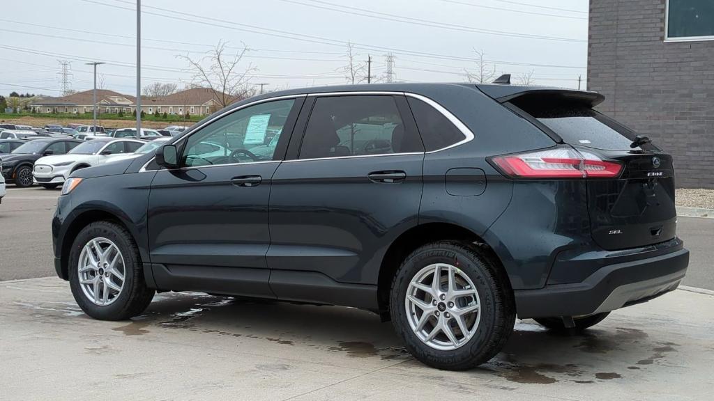 new 2024 Ford Edge car, priced at $40,198