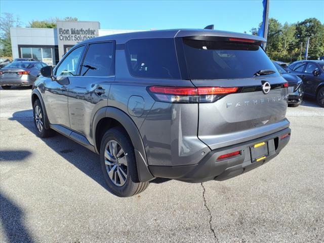 new 2024 Nissan Pathfinder car, priced at $35,537