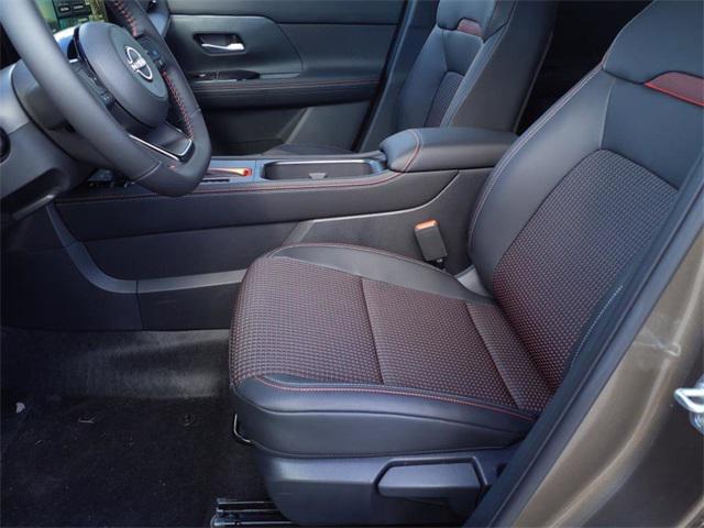 new 2025 Nissan Kicks car, priced at $26,292