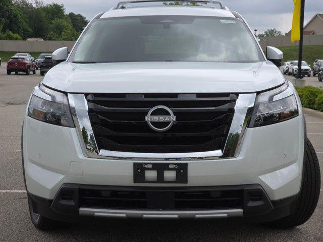 new 2025 Nissan Pathfinder car, priced at $46,140