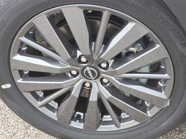new 2025 Nissan Pathfinder car, priced at $46,140
