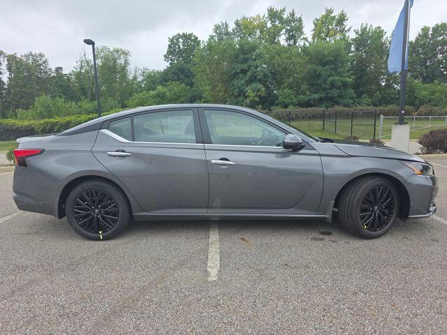 new 2025 Nissan Altima car, priced at $28,099