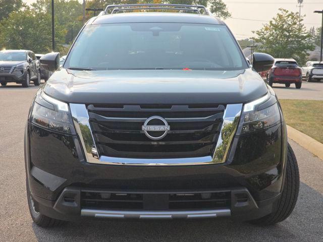new 2025 Nissan Pathfinder car, priced at $49,656