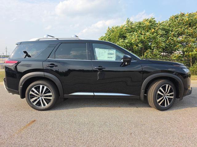 new 2025 Nissan Pathfinder car, priced at $49,656