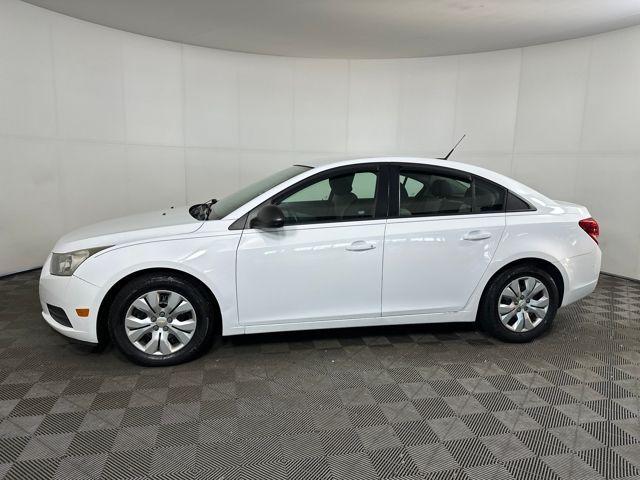used 2014 Chevrolet Cruze car, priced at $6,890