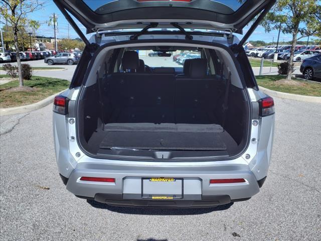 new 2024 Nissan Pathfinder car, priced at $42,487