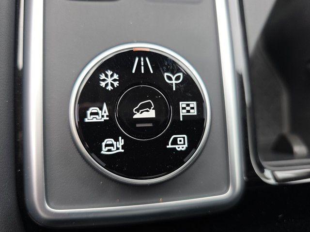 new 2025 Nissan Pathfinder car, priced at $46,143