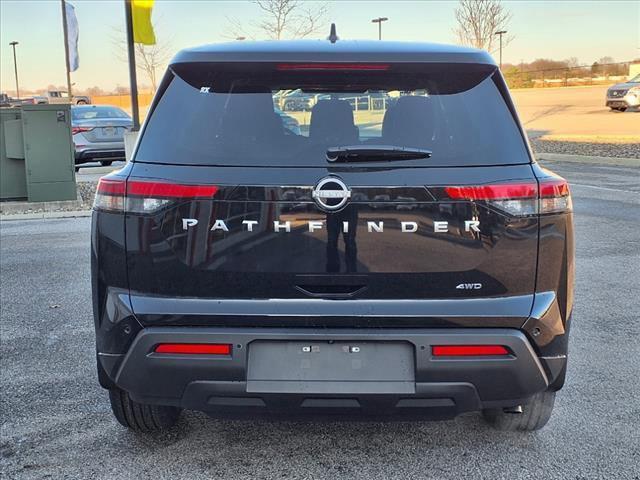 new 2025 Nissan Pathfinder car, priced at $39,034