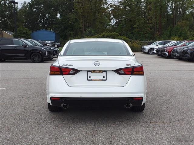 new 2025 Nissan Altima car, priced at $30,942