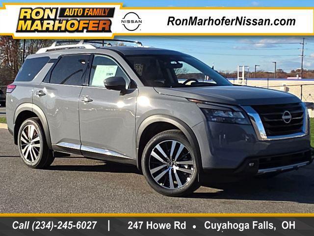 new 2025 Nissan Pathfinder car, priced at $48,711