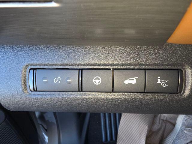 new 2025 Nissan Pathfinder car, priced at $48,711