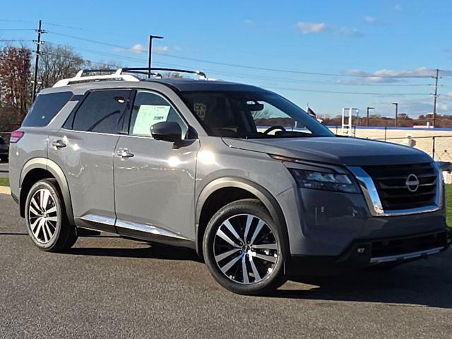 new 2025 Nissan Pathfinder car, priced at $48,711