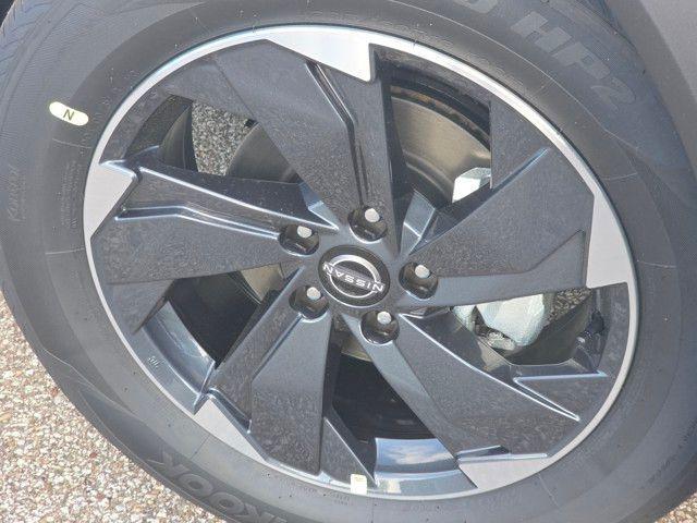 new 2025 Nissan Rogue car, priced at $31,529