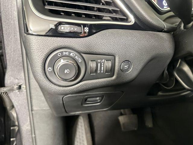 used 2020 Jeep Cherokee car, priced at $14,790