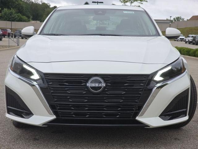new 2025 Nissan Altima car, priced at $32,267