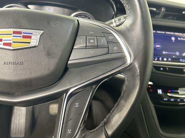 used 2023 Cadillac XT5 car, priced at $26,990