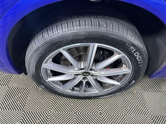 used 2022 Audi SQ5 car, priced at $32,990
