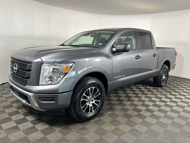 used 2023 Nissan Titan car, priced at $31,990