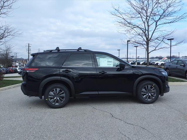 new 2025 Nissan Pathfinder car, priced at $43,678