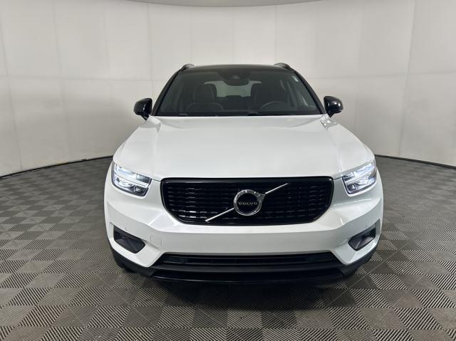 used 2020 Volvo XC40 car, priced at $23,657