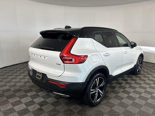 used 2020 Volvo XC40 car, priced at $23,657