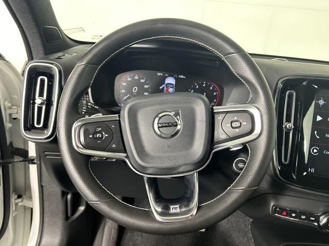 used 2020 Volvo XC40 car, priced at $23,657