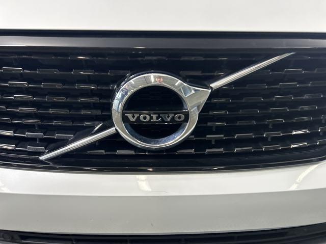 used 2020 Volvo XC40 car, priced at $23,657