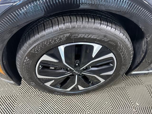 used 2022 Kia EV6 car, priced at $20,610