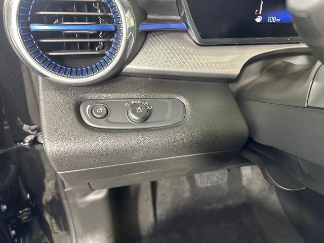 used 2025 Chevrolet Trax car, priced at $22,590