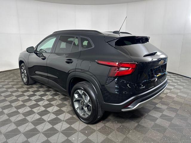 used 2025 Chevrolet Trax car, priced at $22,590