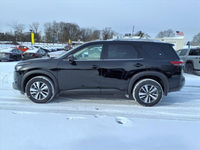 new 2025 Nissan Pathfinder car, priced at $42,520