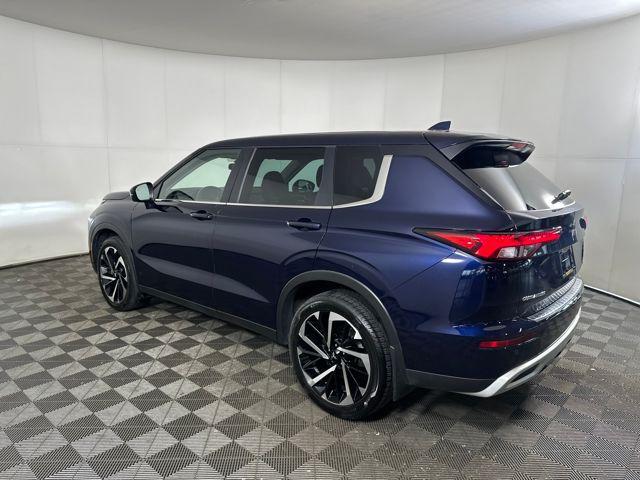 used 2022 Mitsubishi Outlander car, priced at $20,590