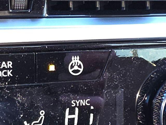 new 2025 Nissan Pathfinder car, priced at $49,193