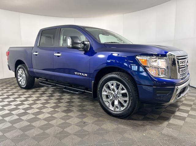 used 2024 Nissan Titan car, priced at $40,639