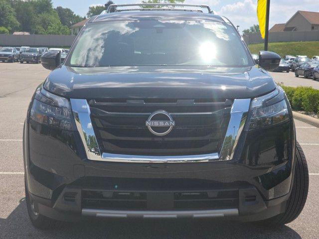 new 2025 Nissan Pathfinder car, priced at $46,143