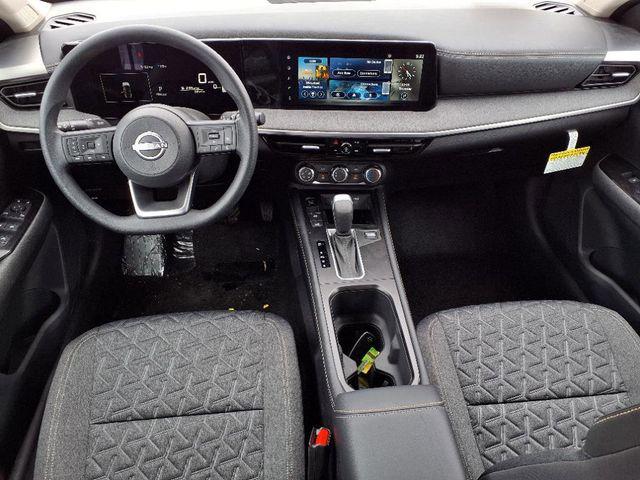 new 2025 Nissan Kicks car, priced at $25,667