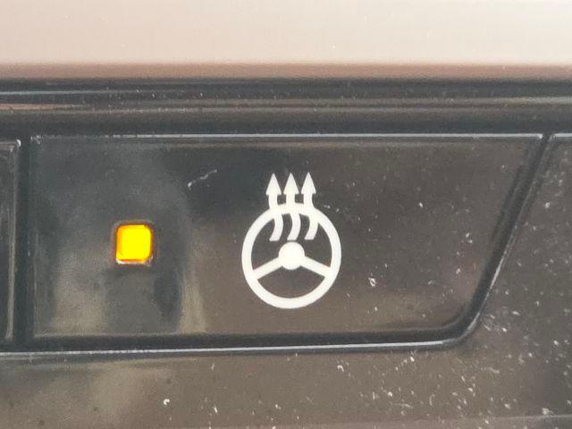 new 2025 Nissan Pathfinder car, priced at $50,373