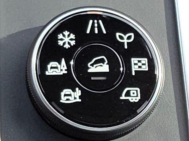 new 2025 Nissan Pathfinder car, priced at $50,373