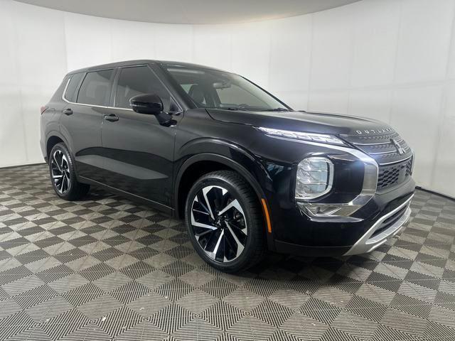 used 2022 Mitsubishi Outlander car, priced at $22,990