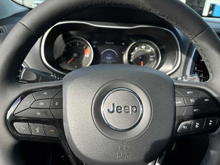 used 2023 Jeep Cherokee car, priced at $24,835