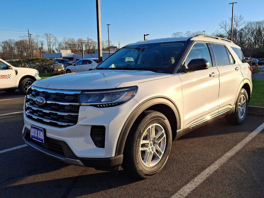 new 2025 Ford Explorer car, priced at $44,405