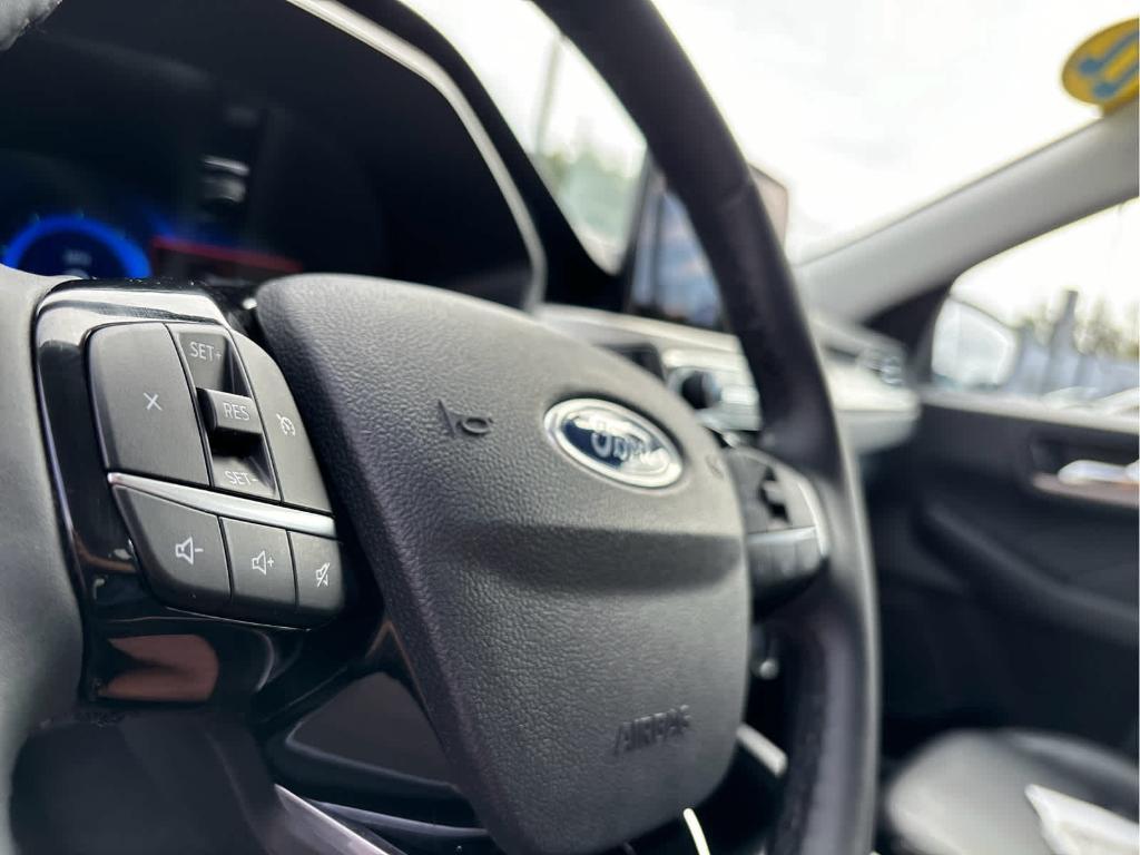 used 2022 Ford Escape car, priced at $21,435