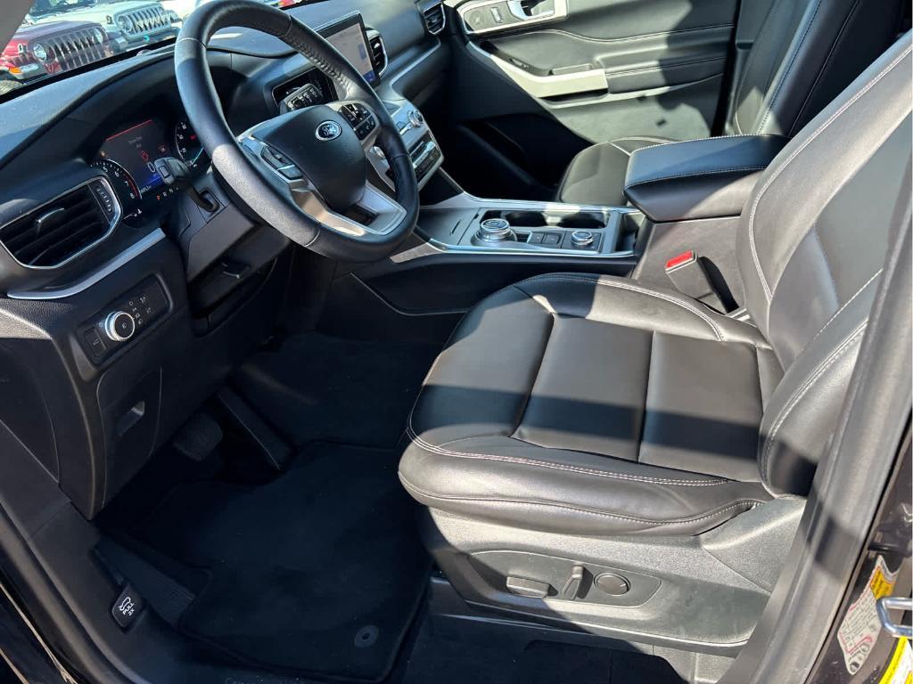 used 2022 Ford Explorer car, priced at $31,535
