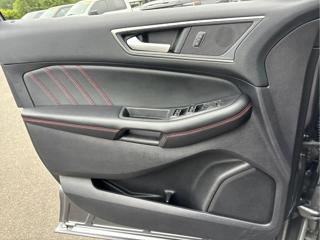 used 2022 Ford Edge car, priced at $26,935