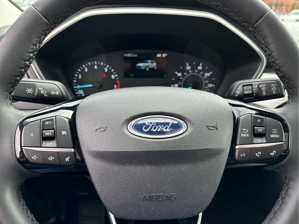 used 2022 Ford Escape car, priced at $21,000